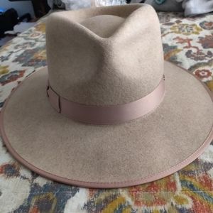 Gigi pip Monroe hat oatmeal brand new w/ tags M/L